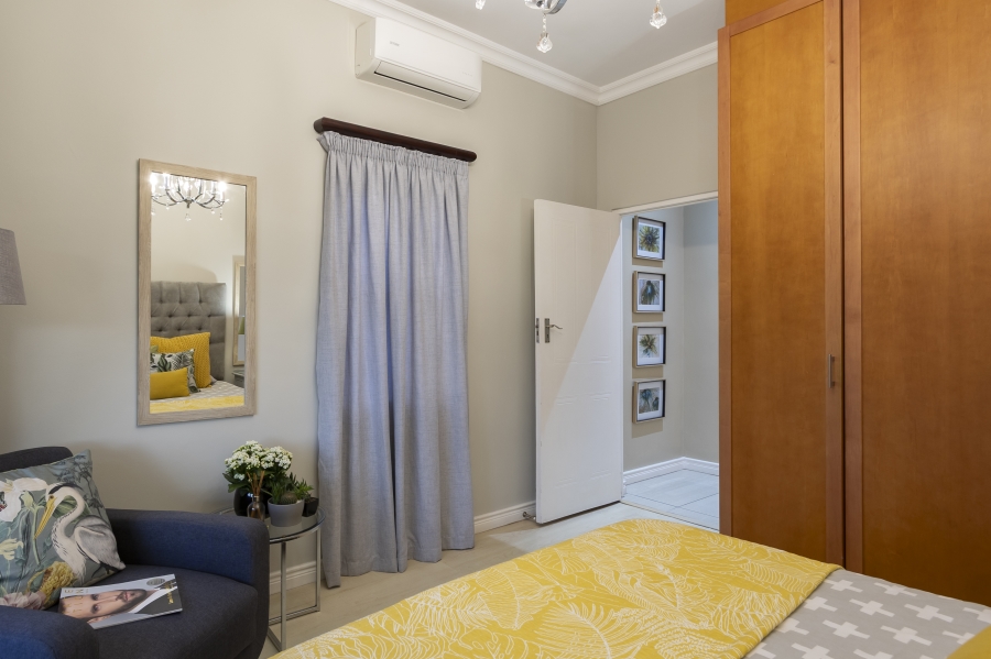 5 Bedroom Property for Sale in De Wijnlanden Residential Estate Western Cape